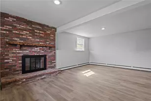 236 Dexter St, Portsmouth, RI 02871 - Photo 23