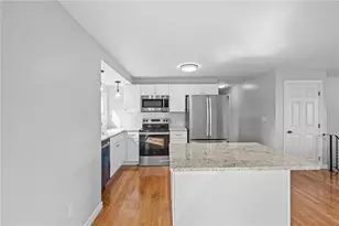 236 Dexter St, Portsmouth, RI 02871 - Photo 9