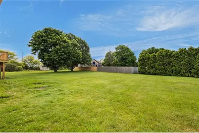 236 Dexter Street, Portsmouth, RI 02871 - Photo 7