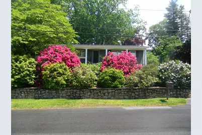 90 Quaker Drive, West Warwick, RI 02893 - Photo 3
