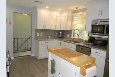 90 Quaker Drive, West Warwick, RI 02893 - Photo 13