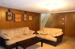 90 Quaker Dr, West Warwick, RI 02893 - Photo 49
