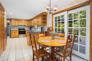 106 Wendy Ln, South Kingstown, RI 02879 - Photo 9