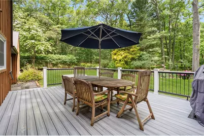 106 Wendy Lane, South Kingstown, RI 02879 - Photo 11