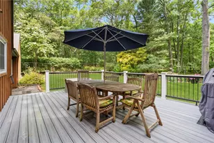 106 Wendy Ln, South Kingstown, RI 02879 - Photo 11