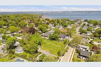 78 Narragansett Avenue, Jamestown, RI 02835 - Photo 1