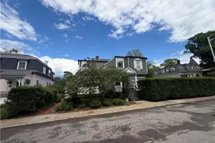 44 Everett St, Newport, RI 02840 - Photo 1