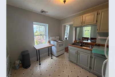 44 Everett Street #3, Newport, RI 02840 - Photo 3