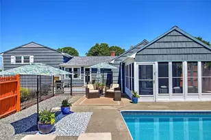 62 Meadowcrest Dr, Cumberland, RI 02864 - Photo 33