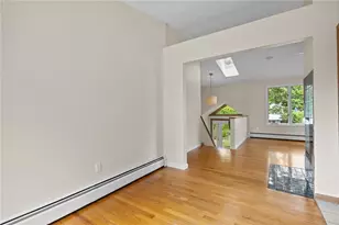 23 Lawndale Dr, Warwick, RI 02818 - Photo 19