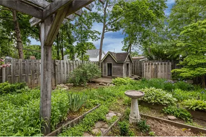 23 Lawndale Drive, Warwick, RI 02818 - Photo 3