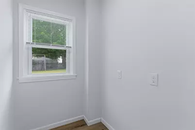 75 Baldwin Street, Pawtucket, RI 02860 - Photo 7