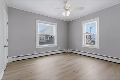 75 Baldwin Street, Pawtucket, RI 02860 - Photo 15