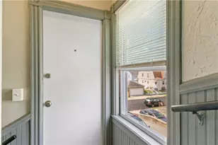 75 Baldwin St, Pawtucket, RI 02860 - Photo 27