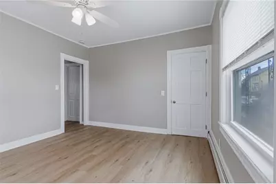 75 Baldwin Street, Pawtucket, RI 02860 - Photo 17