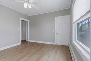 75 Baldwin St, Pawtucket, RI 02860 - Photo 17