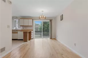 9 Tamarac Dr, Smithfield, RI 02828 - Photo 5
