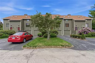 9 Tamarac Dr, Smithfield, RI 02828 - Photo 1