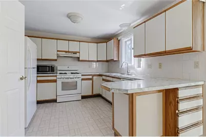 9 Tamarac Drive #D, Smithfield, RI 02828 - Photo 3