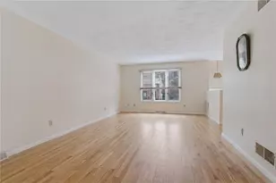9 Tamarac Dr, Smithfield, RI 02828 - Photo 7
