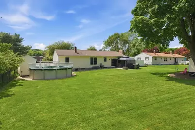127 Sun Valley Drive, Cumberland, RI 02864 - Photo 33