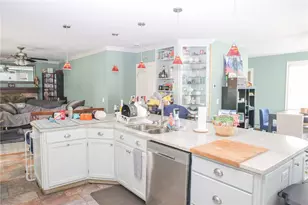 39 Sunrise Ave, West Warwick, RI 02893 - Photo 11