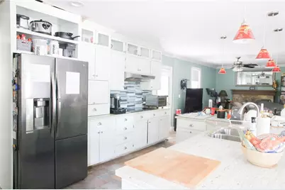 39 Sunrise Avenue, West Warwick, RI 02893 - Photo 5