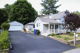 39 Sunrise Ave, West Warwick, RI 02893 - Photo 3