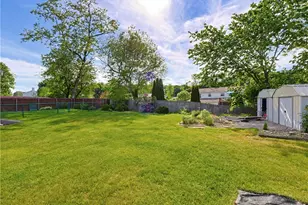 50 Brookdale Ave, Cranston, RI 02921 - Photo 27