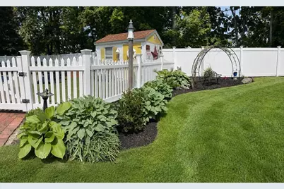 229 Highland Avenue #2, Attleboro, MA 02703 - Photo 21