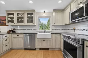 168 S Weeden Rd, South Kingstown, RI 02879 - Photo 17