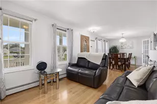 35 Gianna Dr, Cranston, RI 02921 - Photo 9