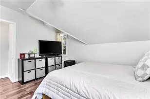 203 Farmington Ave, Cranston, RI 02920 - Photo 19