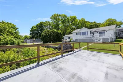 2 King Phillip Avenue, Bristol, RI 02809 - Photo 13