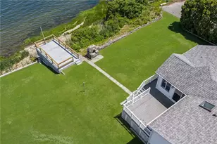2 King Phillip Ave, Bristol, RI 02809 - Photo 5