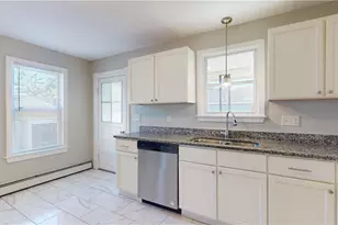 127 3rd Ave, Woonsocket, RI 02895 - Photo 5