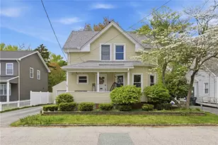 27 Hemlock Ave, Cranston, RI 02910 - Photo 1