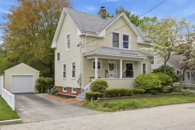 27 Hemlock Avenue, Cranston, RI 02910 - Photo 3