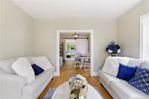 27 Hemlock Ave, Cranston, RI 02910 - Photo 7