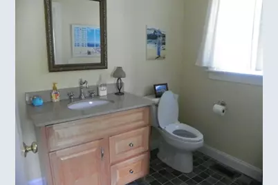 37 Hull Street, South Kingstown, RI 02879 - Photo 7