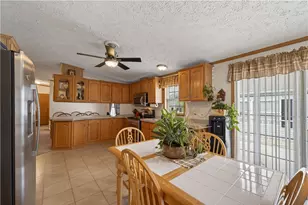 96 Songbird Ln, Tiverton, RI 02878 - Photo 15