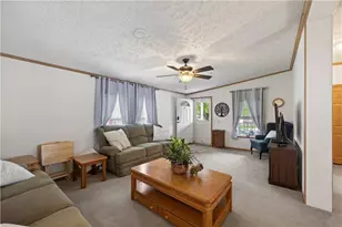 96 Songbird Ln, Tiverton, RI 02878 - Photo 11