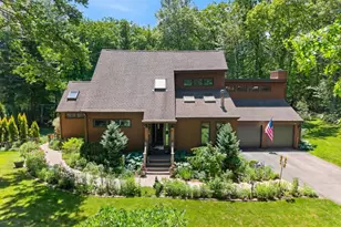 190 Stoney Hollow Rd, Tiverton, RI 02878 - Photo 1
