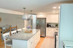 15 Grove St, Fairhaven, MA 02719 - Photo 7