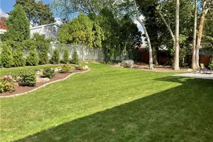 15 Grove St, Fairhaven, MA 02719 - Photo 25