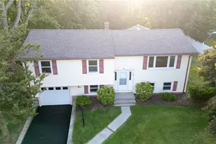 26 Seneca Rd, Portsmouth, RI 02871 - Photo 5