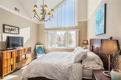 421 Bellevue Avenue #3B, Newport, RI 02840 - Photo 23
