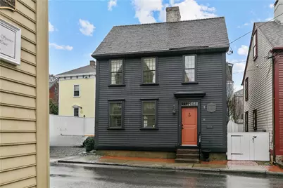 11 Cross Street, Newport, RI 02840 - Photo 1
