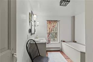 11 Cross St, Newport, RI 02840 - Photo 11
