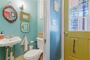 69 Roger Williams Ave, East Providence, RI 02916 - Photo 21